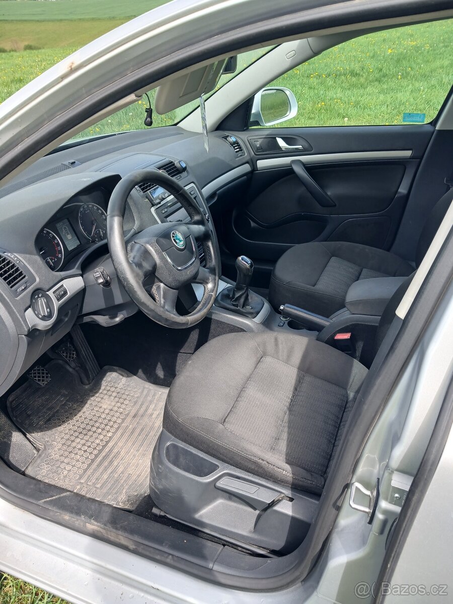 Octavia Combi 1.6 TDI 77KW - 13