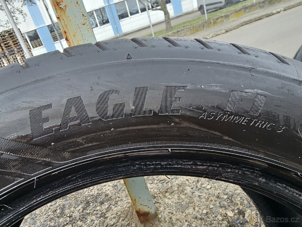 Goodyear Eagle F1 - 13
