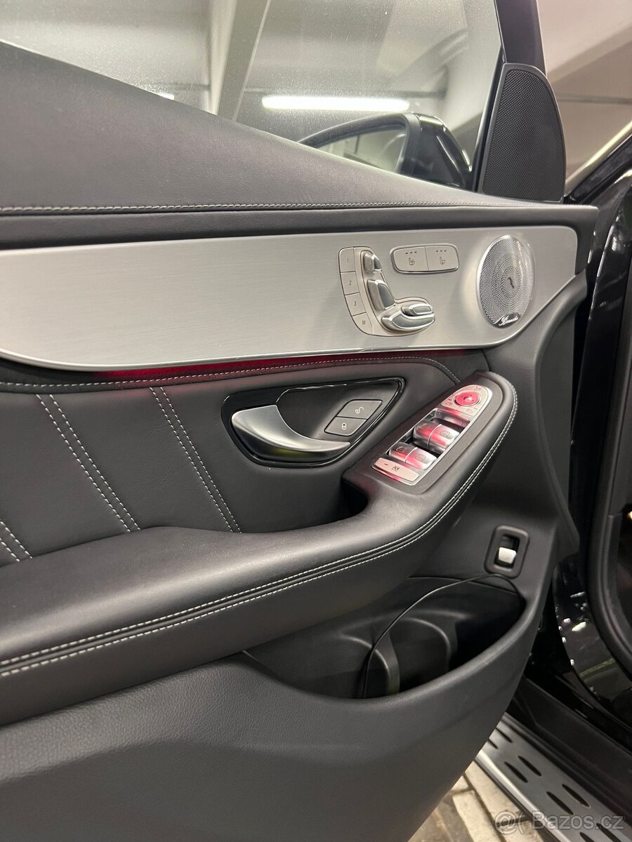 Mercedes AMG GLC 63 S 2022 - 13