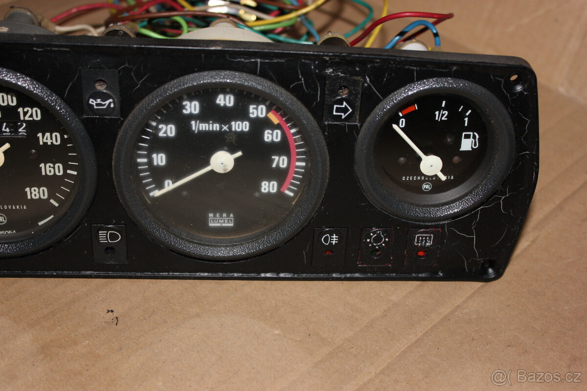 Přístrojové desky škoda 120LS/120GLS/130/135/136/Rapid/Garde - 13