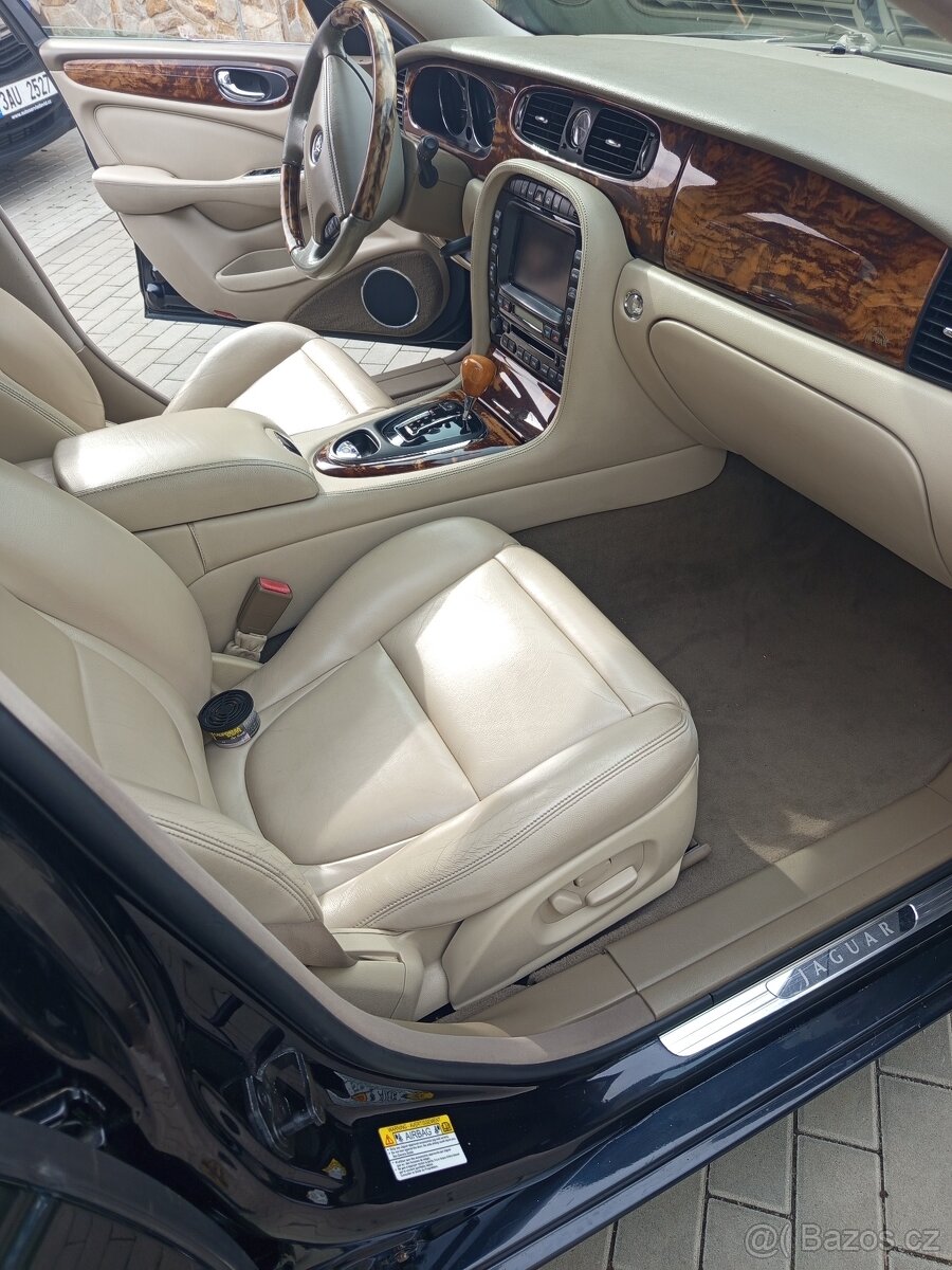 Jaguár Xj8 3.5 V8 350 - 13