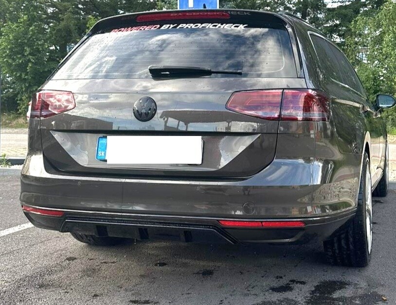 Športový difuzor na zadný nárazník pre VOLKSWAGEN - 13