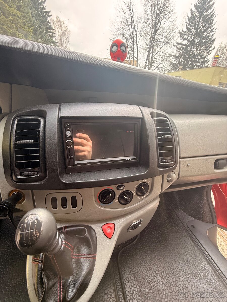 Renault Trafic 2006 2,5l - 13