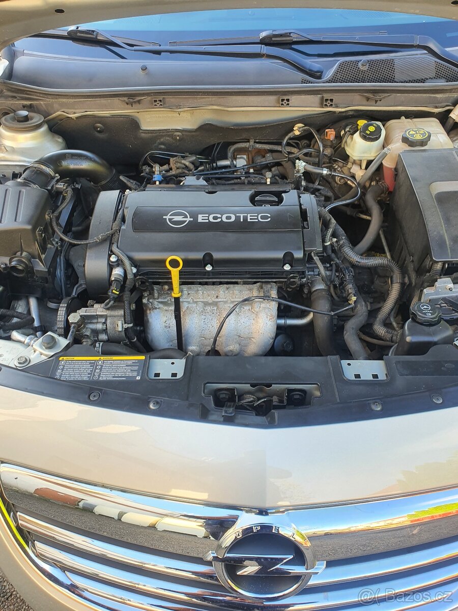 Opel Insignia - 13