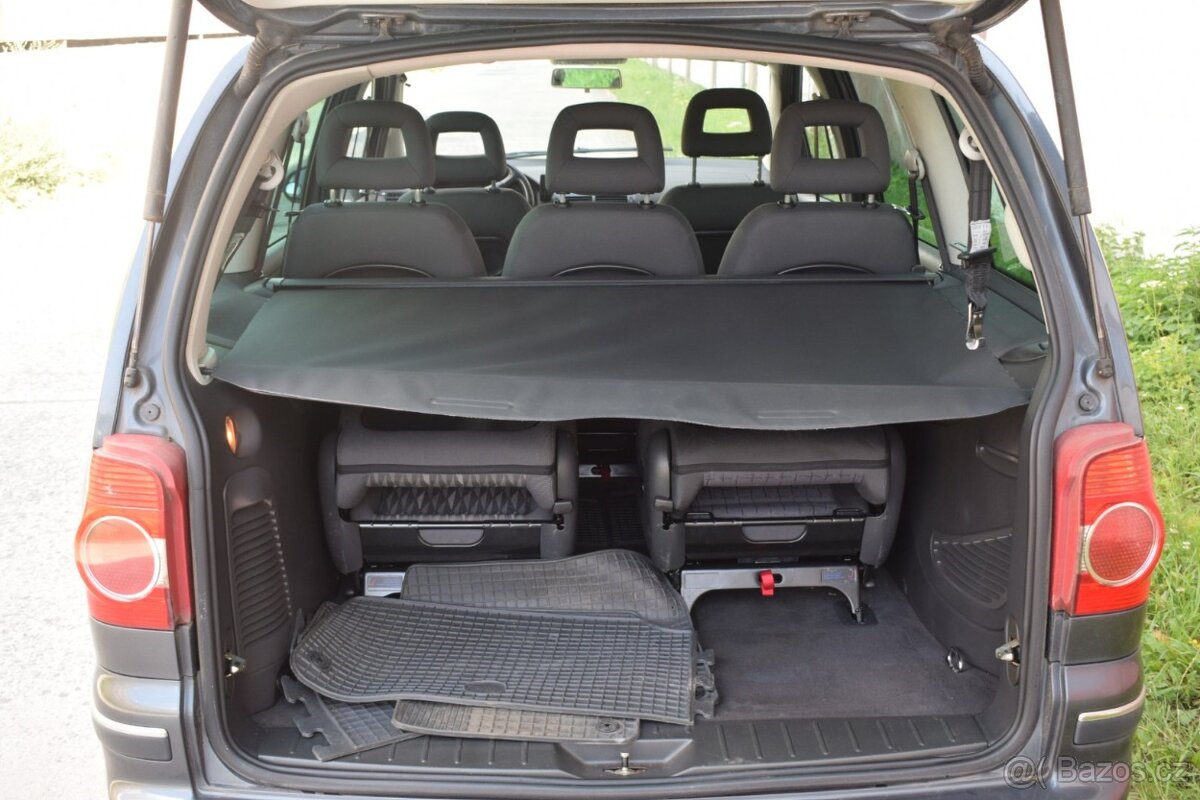 Volkswagen Sharan 7MÍST, VÝBAVA - 13