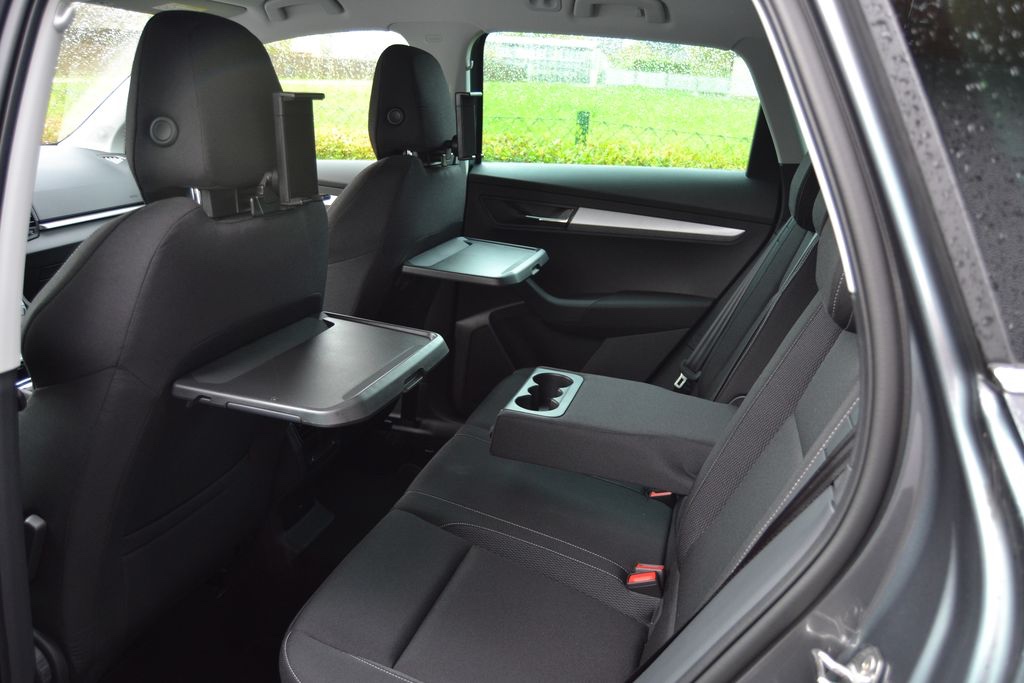 Škoda Karoq 1.5TSI 110kW Drive NOVÝ VŮZ - 13