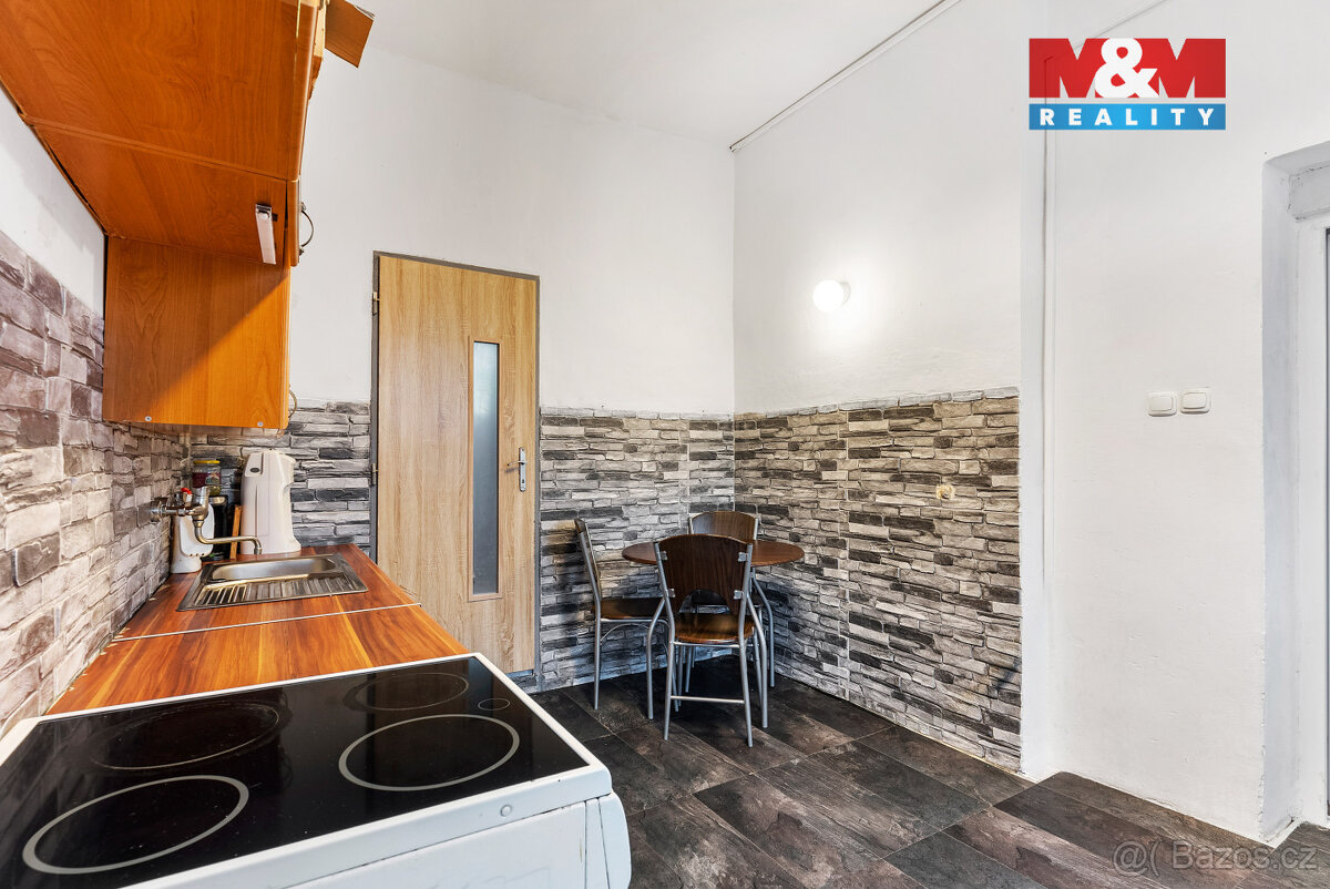 Prodej rodinného domu v Bulovce - 13