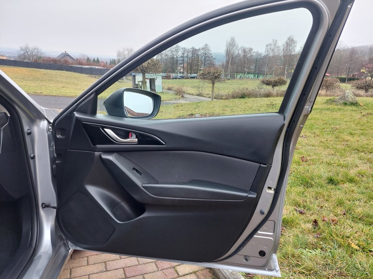 Mazda 3 1.5i 74KW SKYACTIV , 2/2014 , 1 MAJITEL - 13