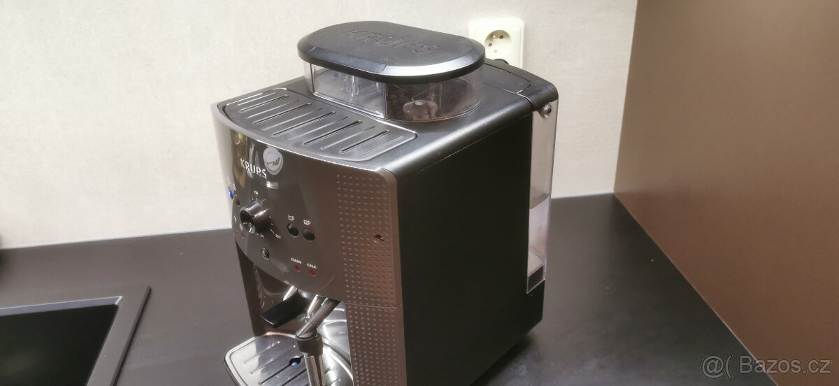 Krups Essential EA81 - automatický kávovar - 13