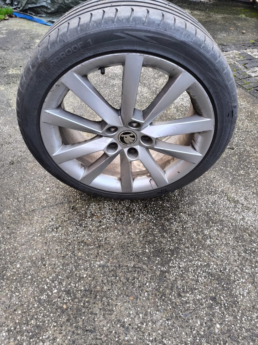 Škoda Octavia 2.0TDI 110KW 2016 STYLE + - 13