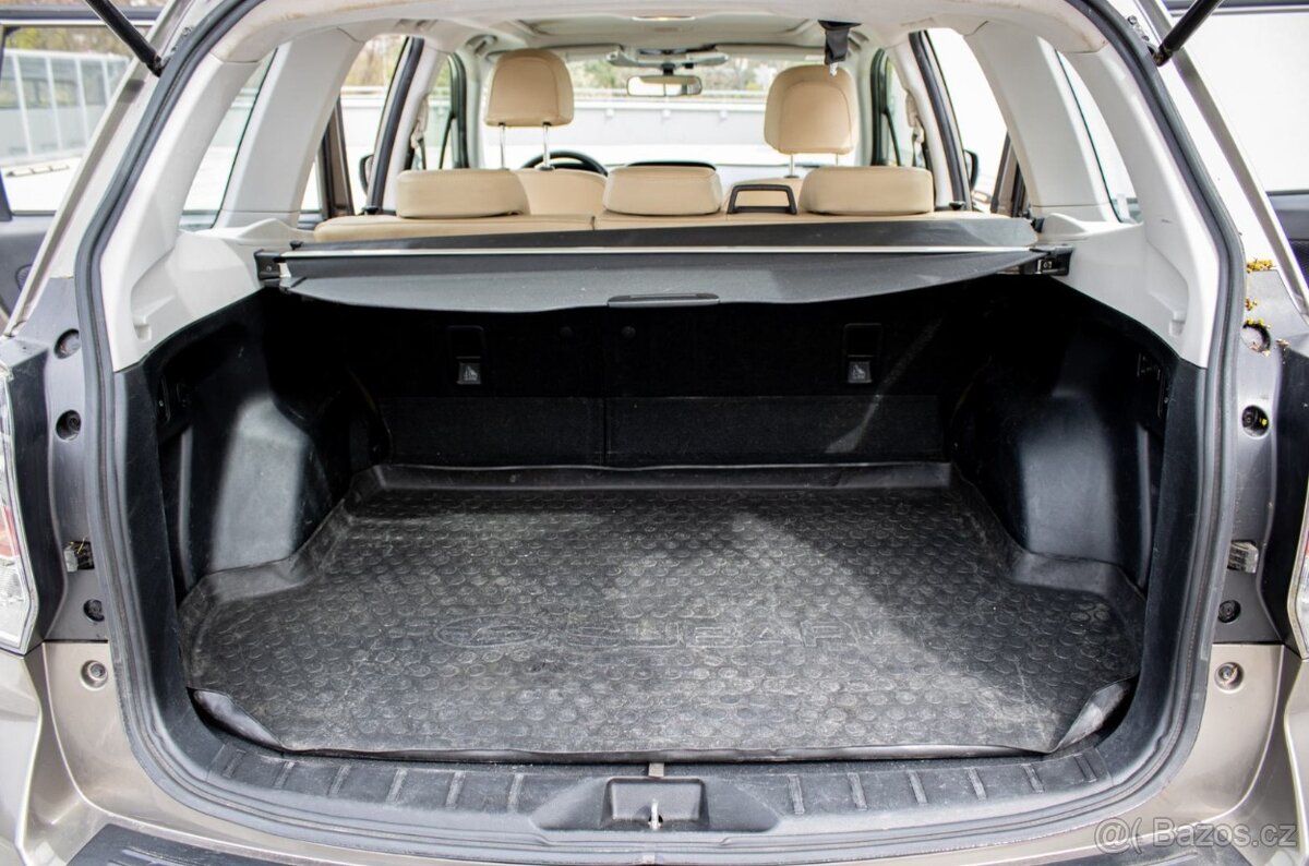 Subaru Forester 2.0 D.S CVT 108kW - 13