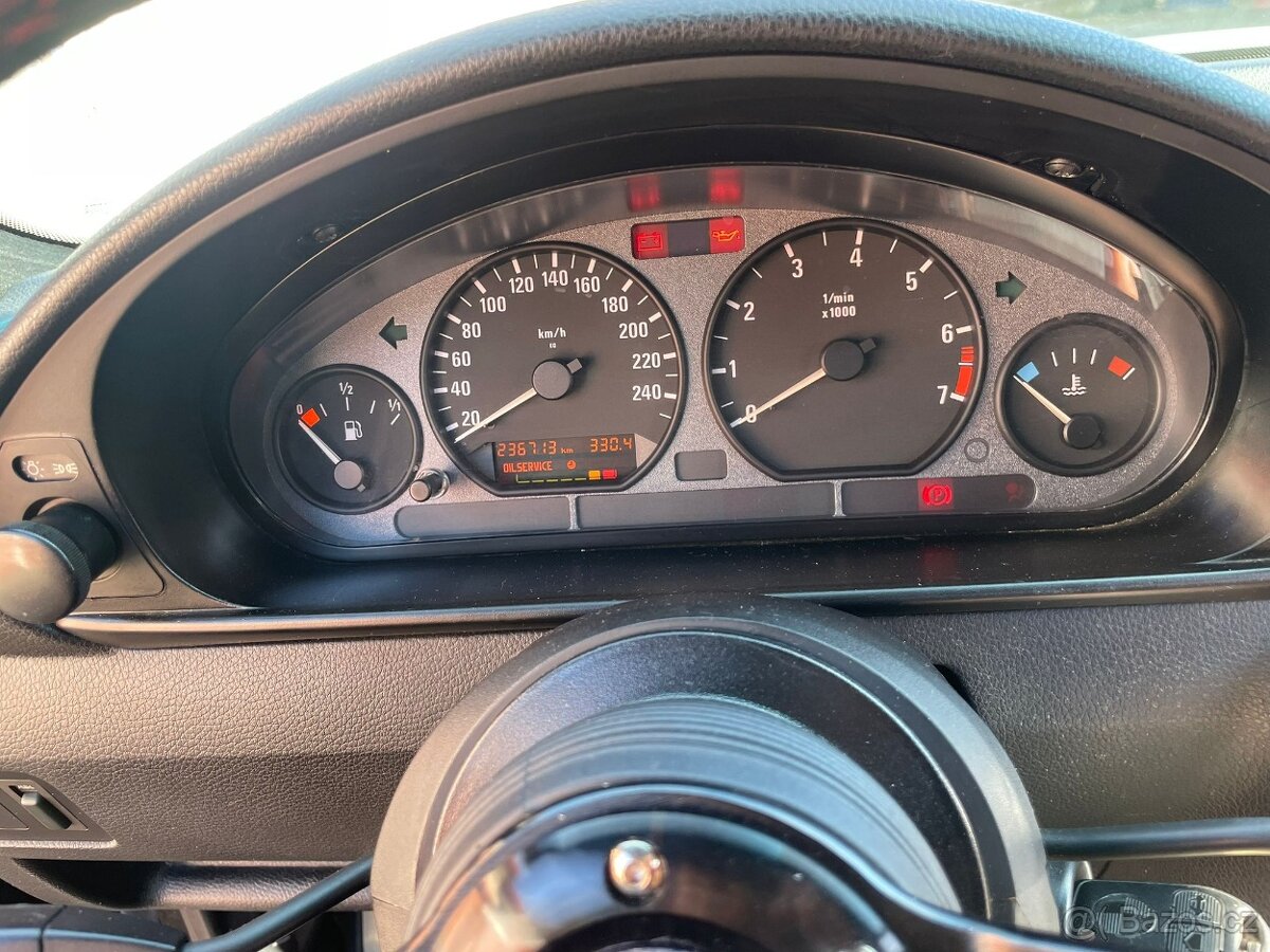 BMW E36 323ti Compact - 13