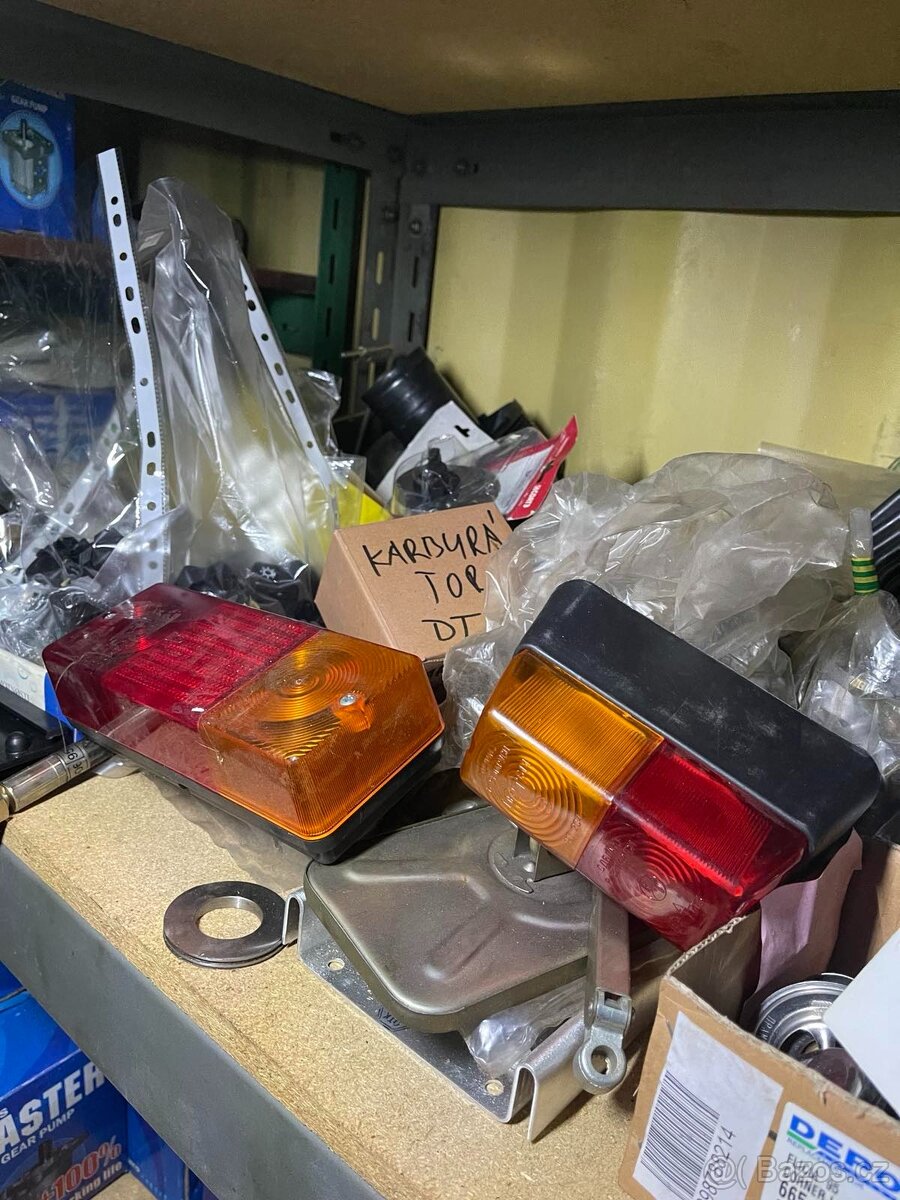 Nd na bagr Belarus ,traktorbagr Belarue EO 2621 mot.D 65 M - 13