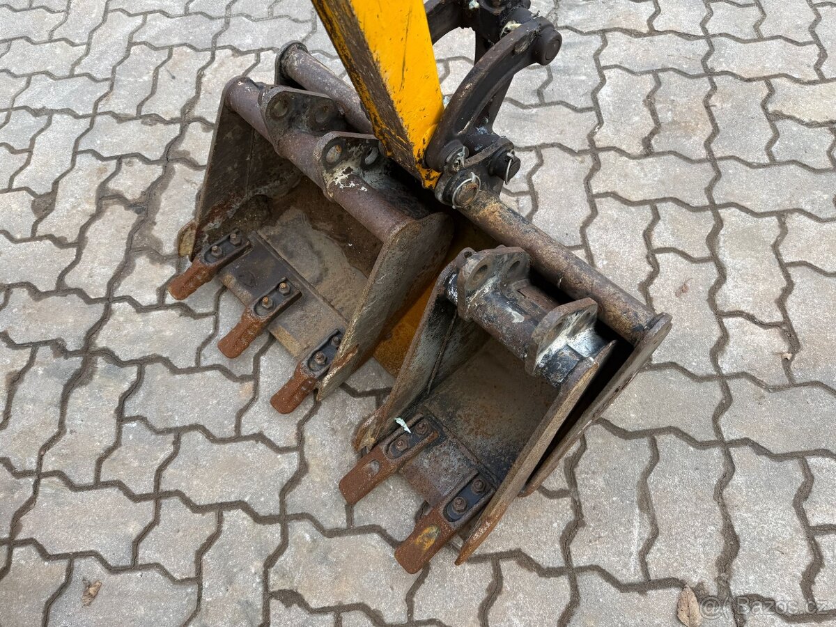 Minibagr JCB 8008CTS - 13