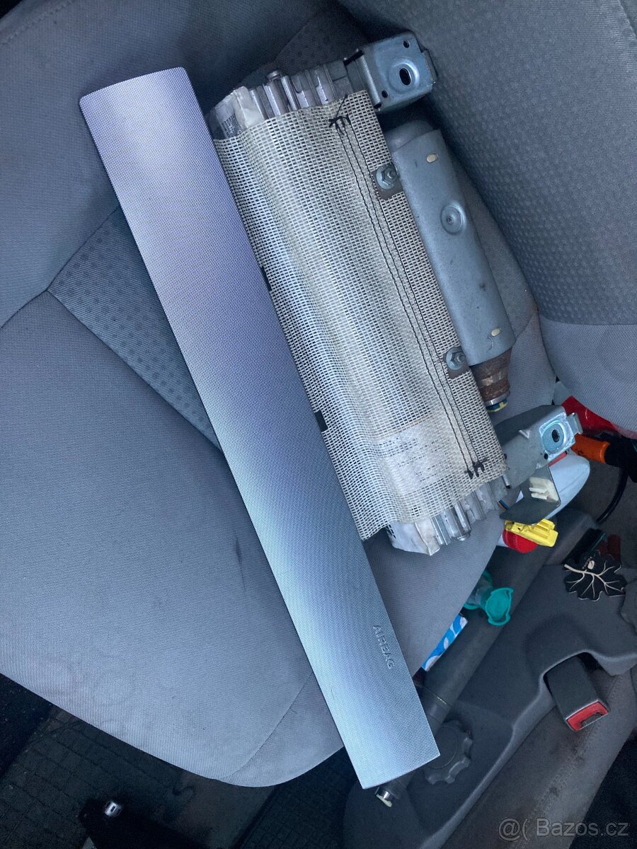 VW T5 zbyle dily. - 13