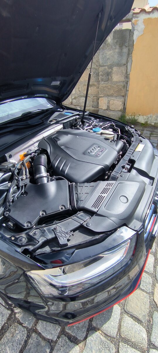 Audi A4 3.0TDI Quatro S-Line - 13