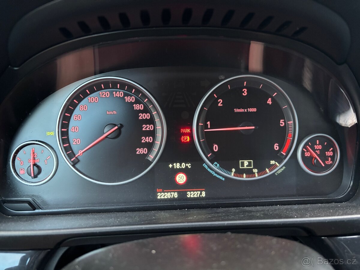 BMW 5 f11 - 13