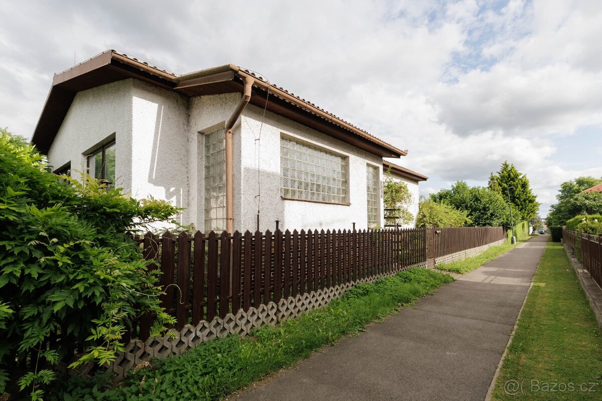 Výjimečná vila v Benešově - 13
