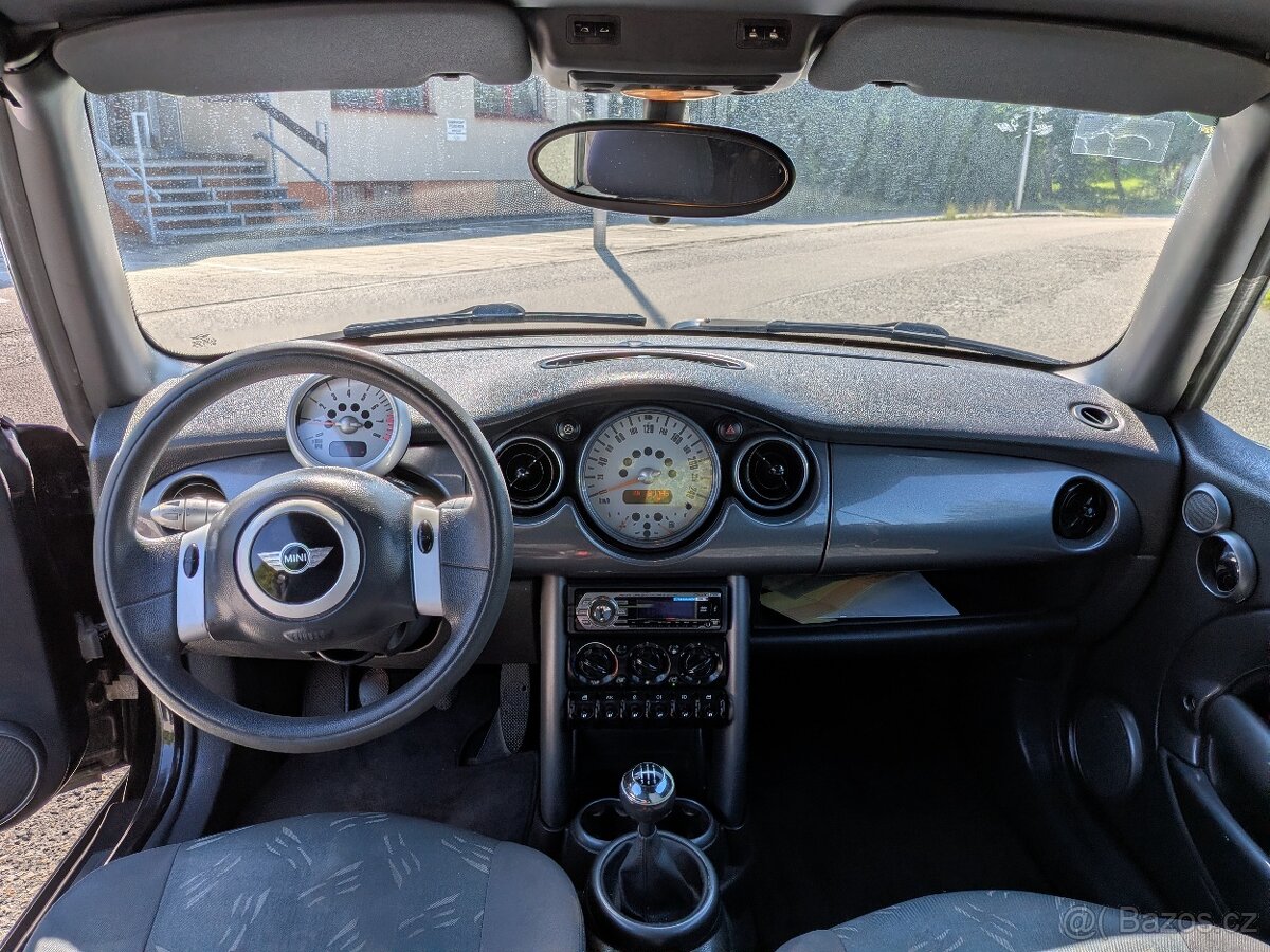 Mini Cooper One Cabrio 1.6i - 13