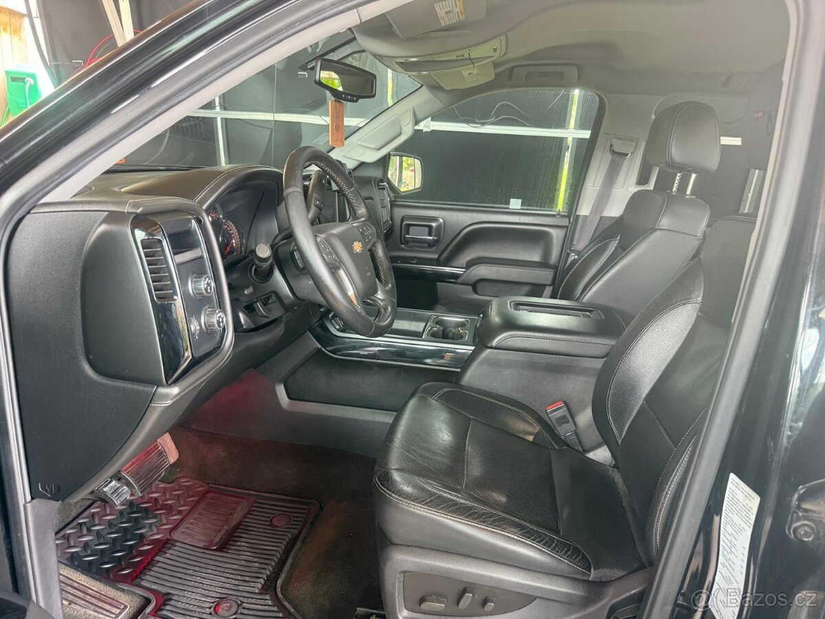 Chevrolet Silverado Z71 Black Widow - 13