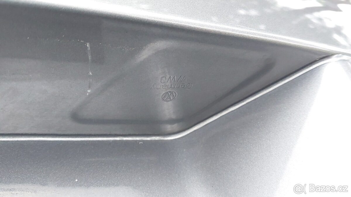 VW GOLF Plus – DVEŘE KUFR ŠEDÉ , STĚRAČ - 13