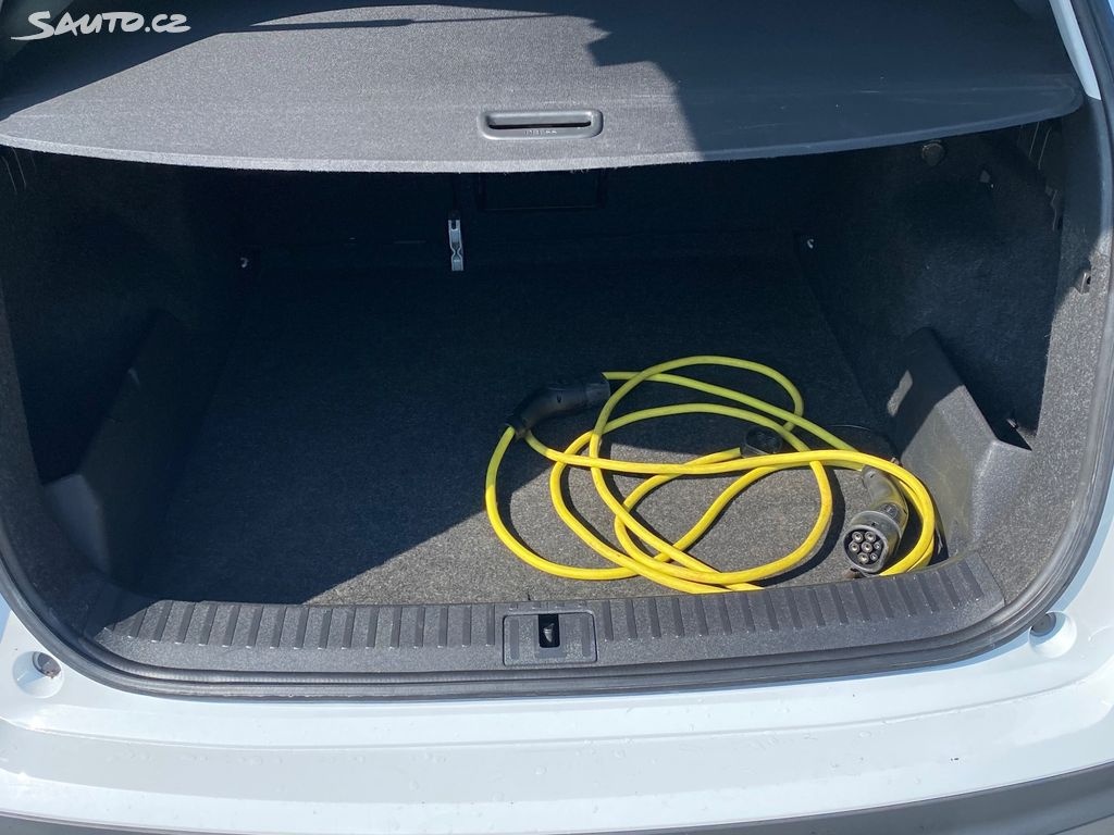 Škoda Enyaq, iV 80, SOH 90%, PANORAMA - 13