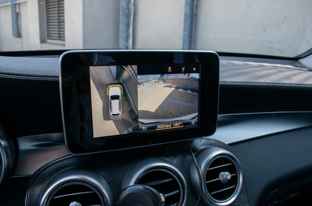 Mercedes-Benz GLC SUV 350 e 4MATIC A/T - 13