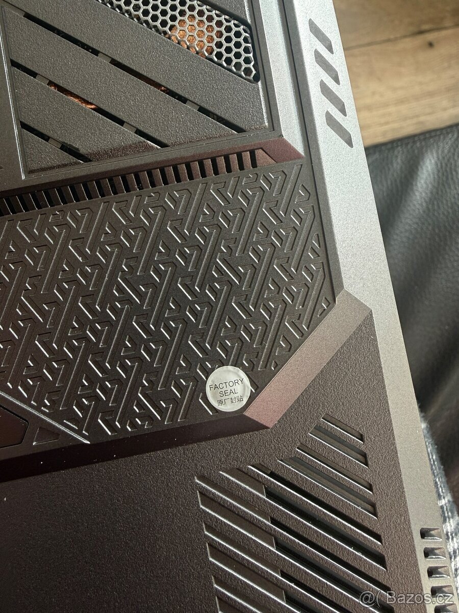 MSI Vector A18 HX A9WHG RTX 5070TI - 13