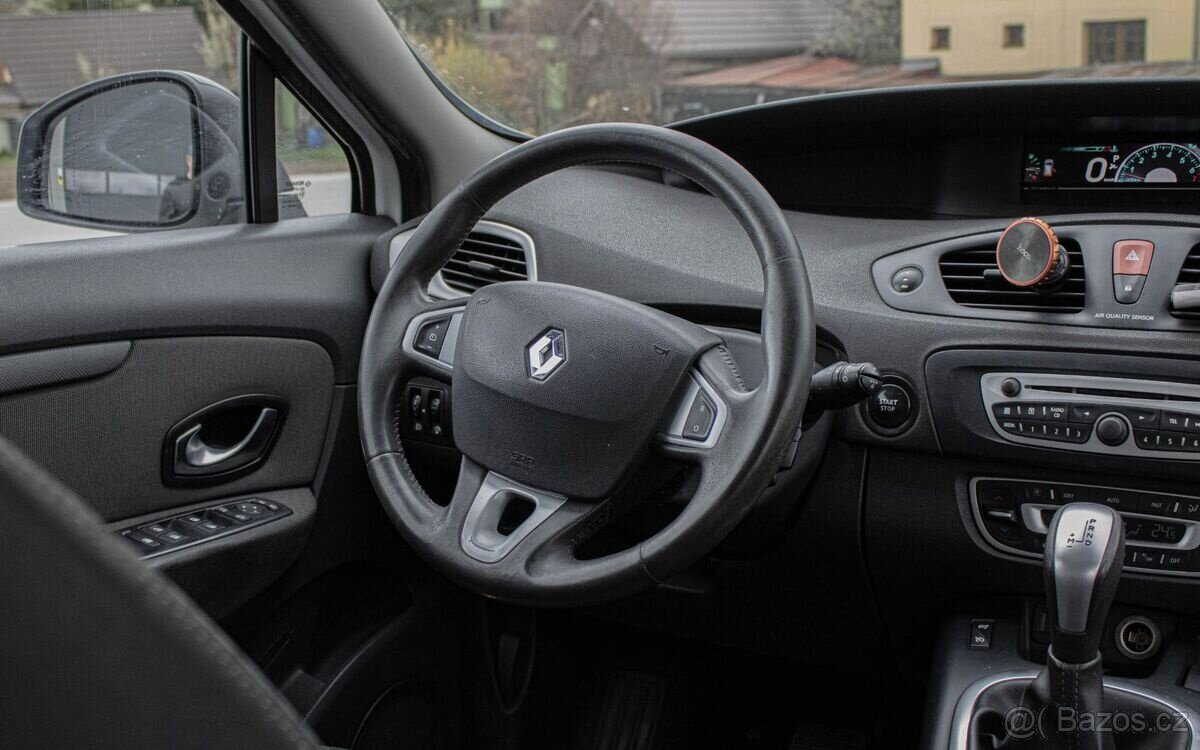 Renault Scenic 2.0 CVT 2011 - 13