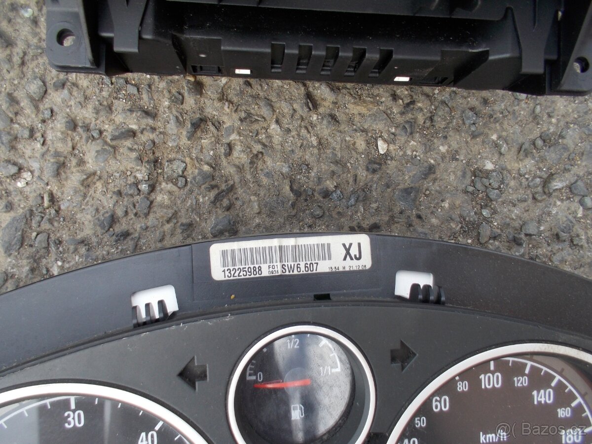 Díly Opel Astra H 1.9CDTI 74kw - 13