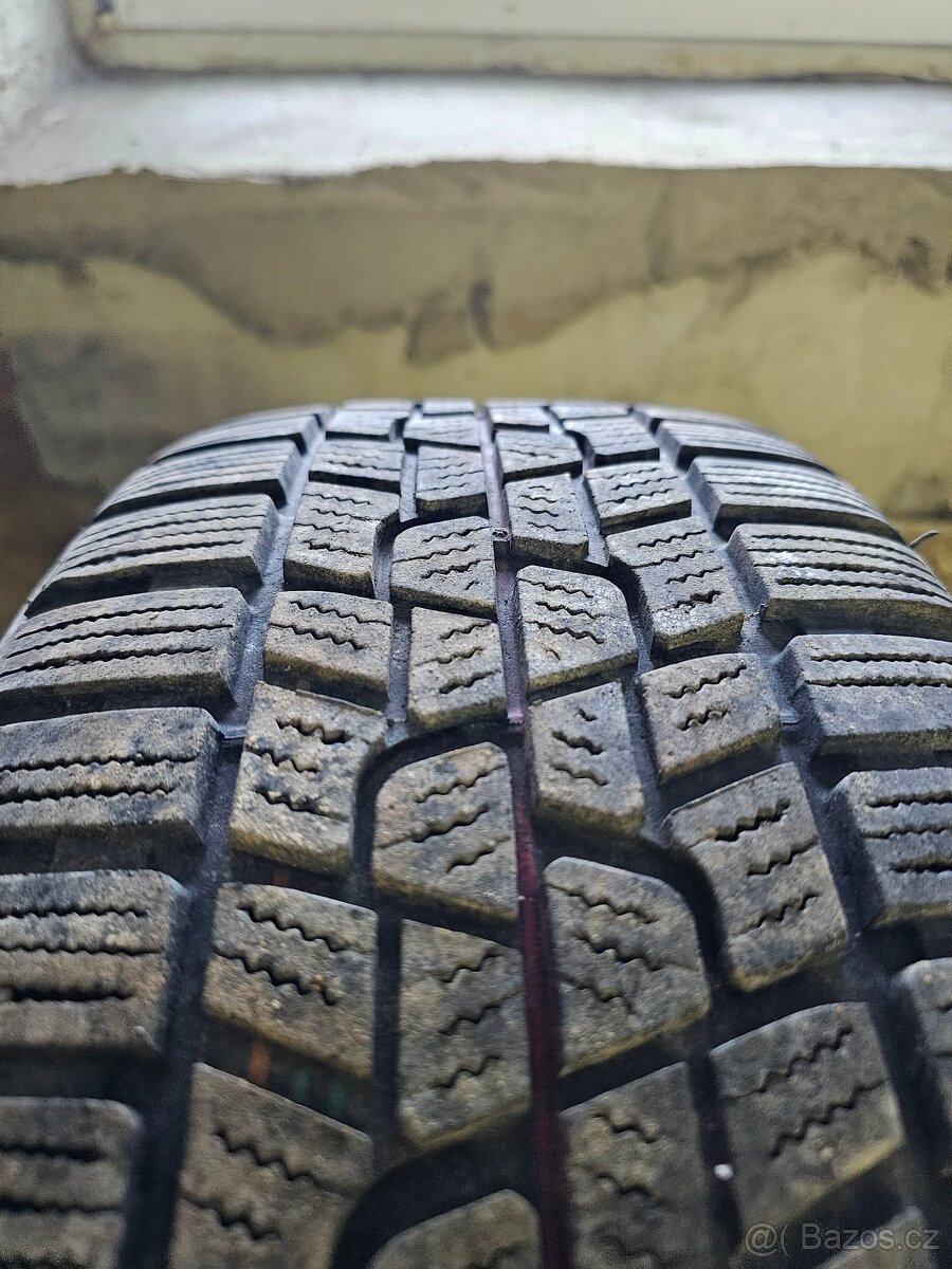 Zimní pneumatiky 205/55 R16 - 13