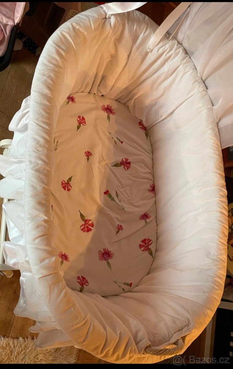 Proutěná postýlka - košík na spaní - 13