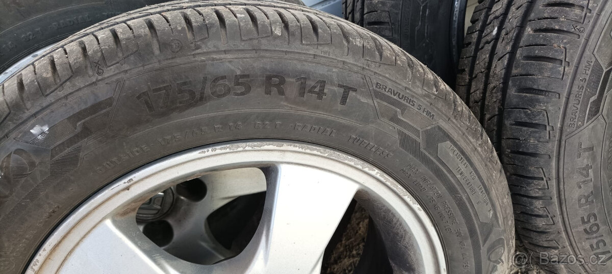 2006 Honda Jazz Hatchback - 13