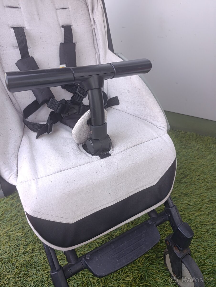 Kočárek Amber - 13