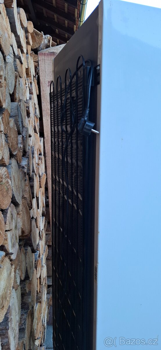 Lednička Whirpool - 13