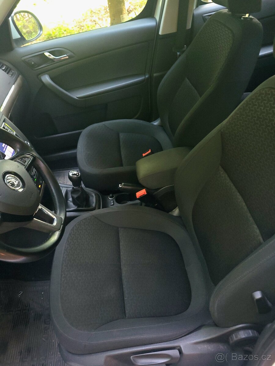 Škoda Yeti 2.0 4x4 ELEGANCE 2015 - 13