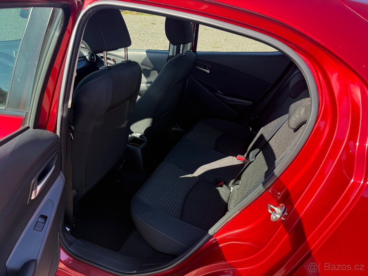 Mazda 2 1.5i Skyactiv najeto 141000 km 2018 - 13