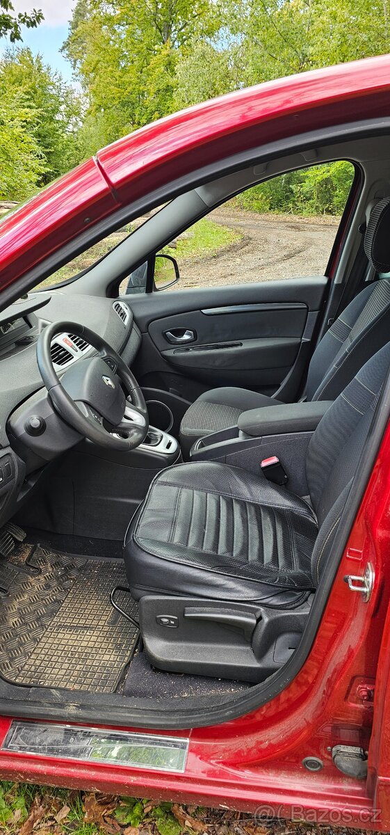 Renault Scénic 3/2009 1.4tce 96kw 121 xxc km - 13