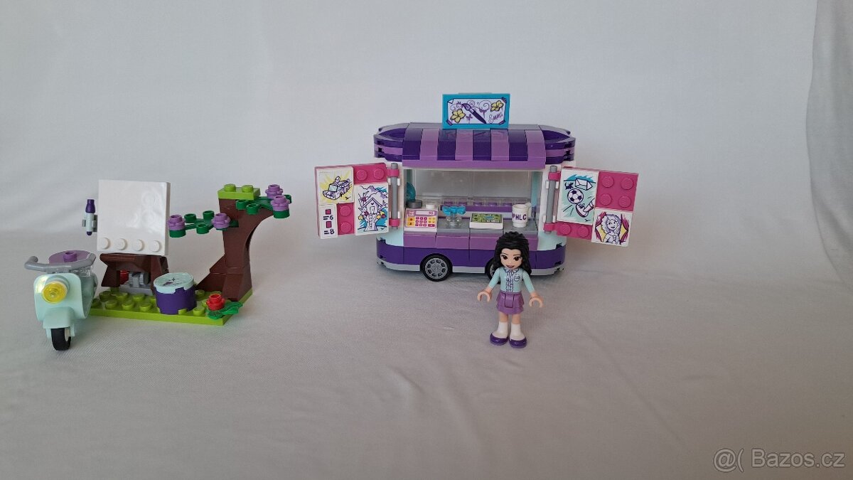 LEGO® Friends 41336 a 41332, Emma a umělecká kavárna - 13