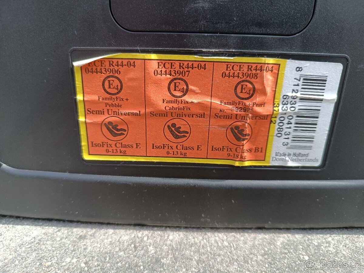 Autosedačka vajíčko Maxi Cosi a báze isofix do auta - 13