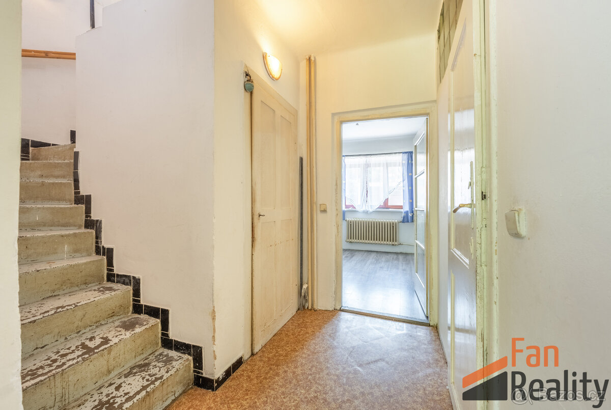 Prodej vícegeneračního domu 218m², Hostouň - 13
