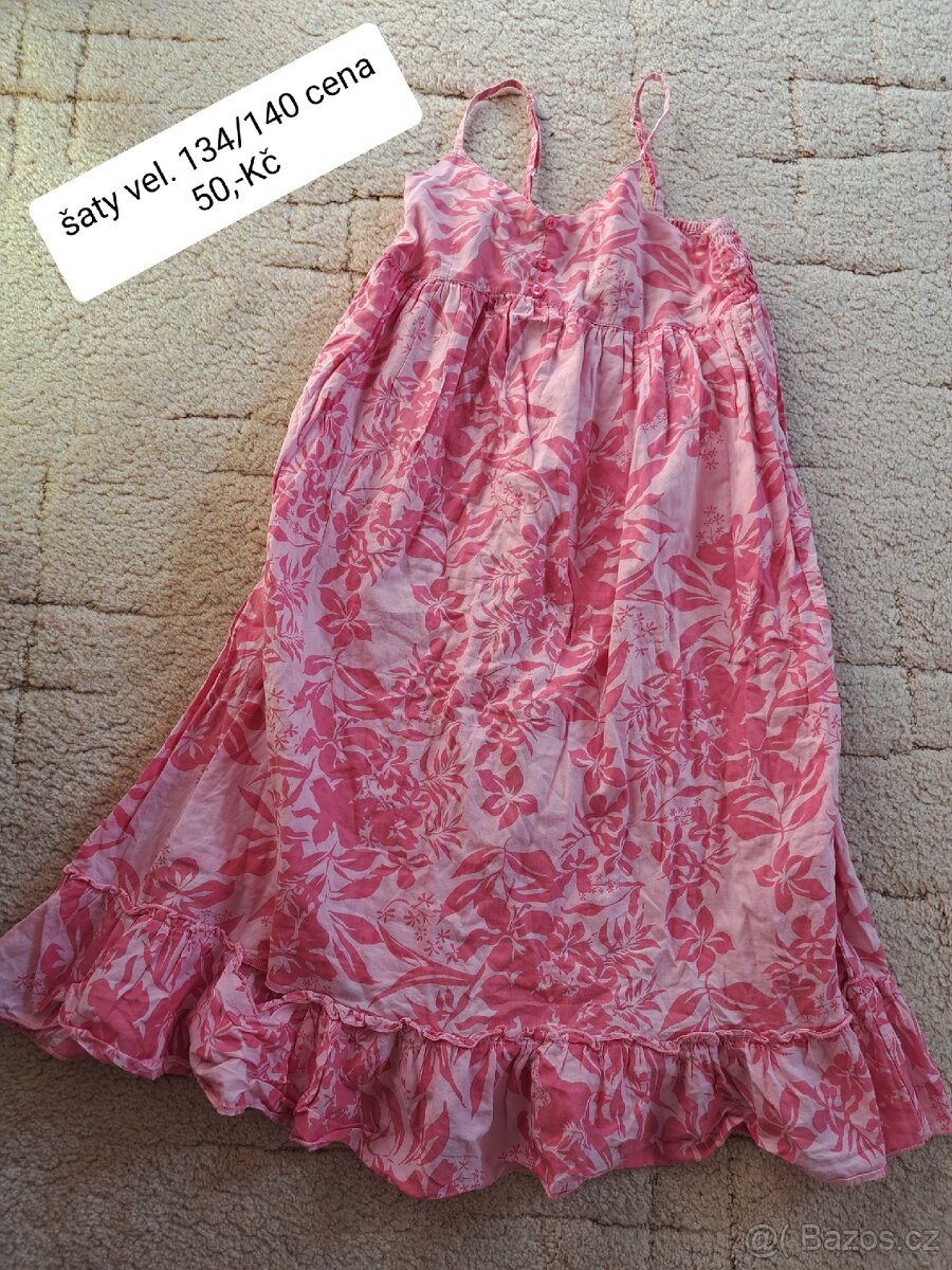 Šaty různé velikosti - 13