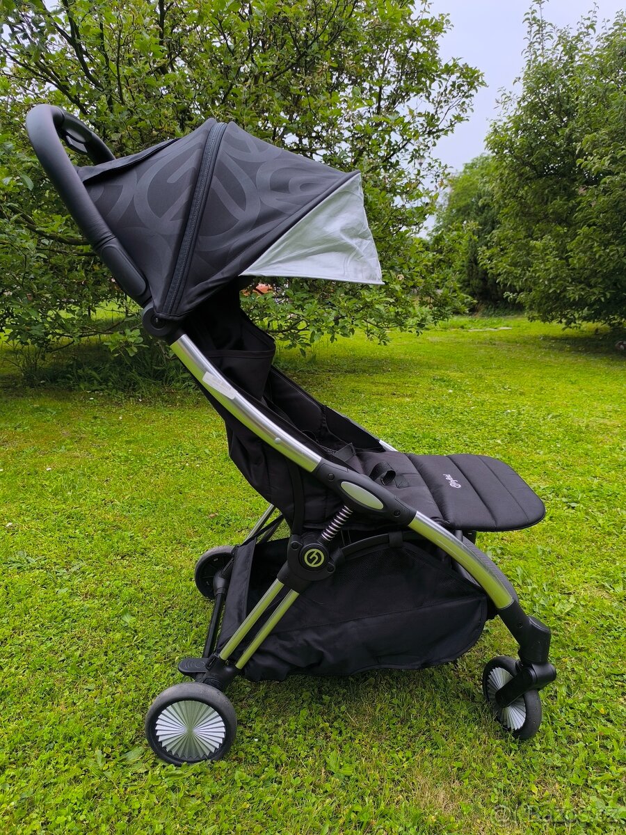 BabyStyle hyBrid Ezyfold - Chrome + stříška Jet Black - 13