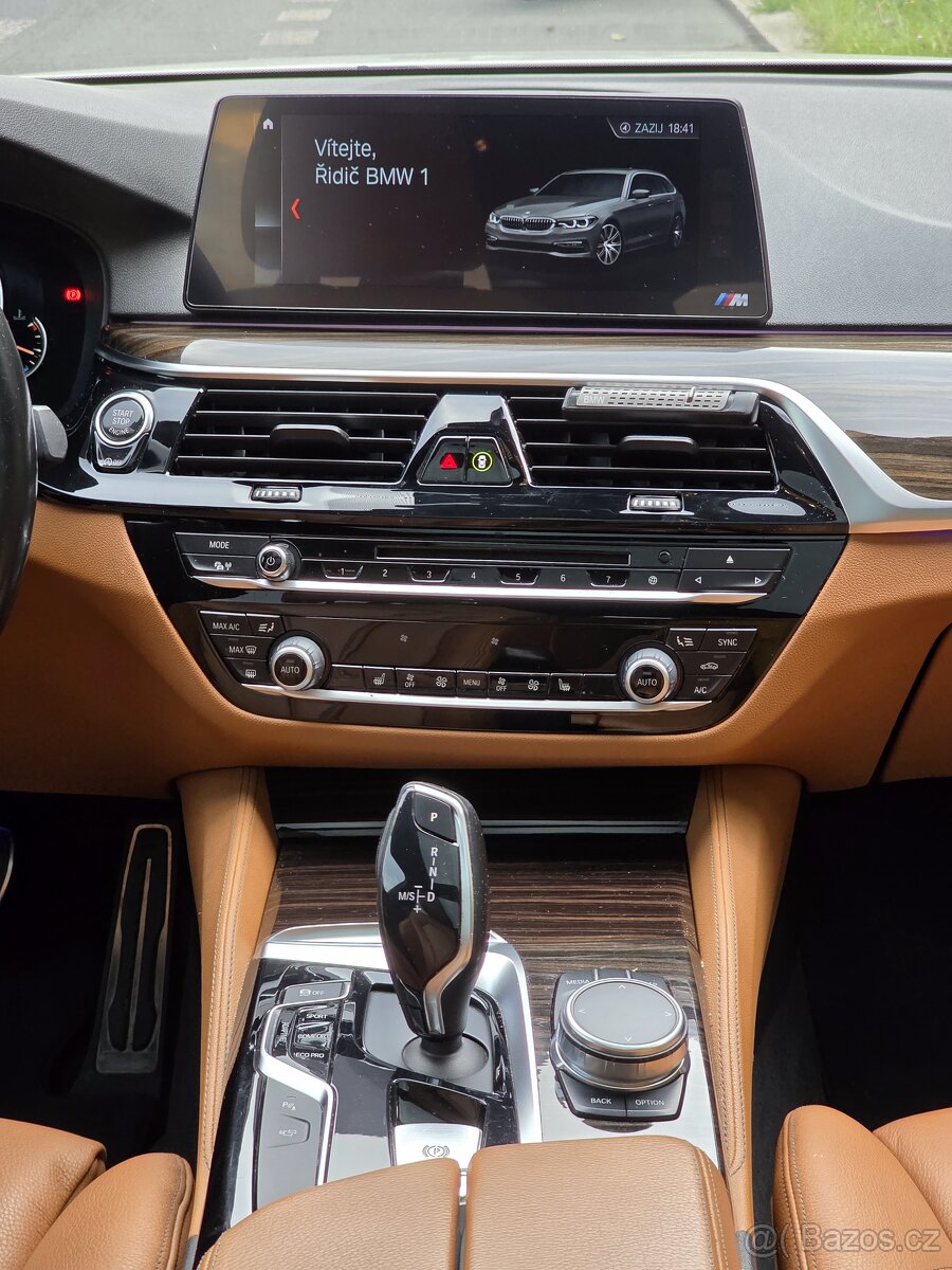 BMW 530D Touring 4x4 M-Paket rv.2017 Panorama - 13