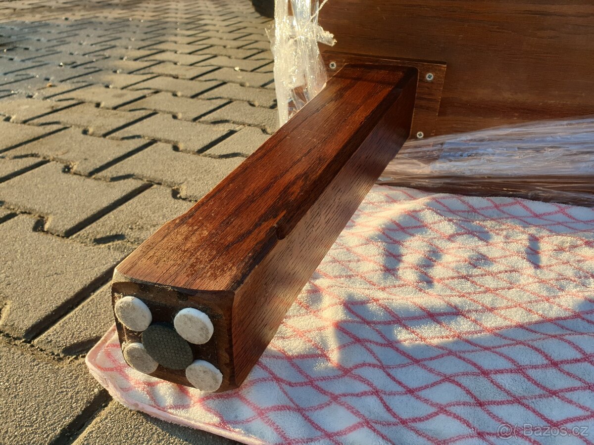 Dubový stolek Holandsko - 13