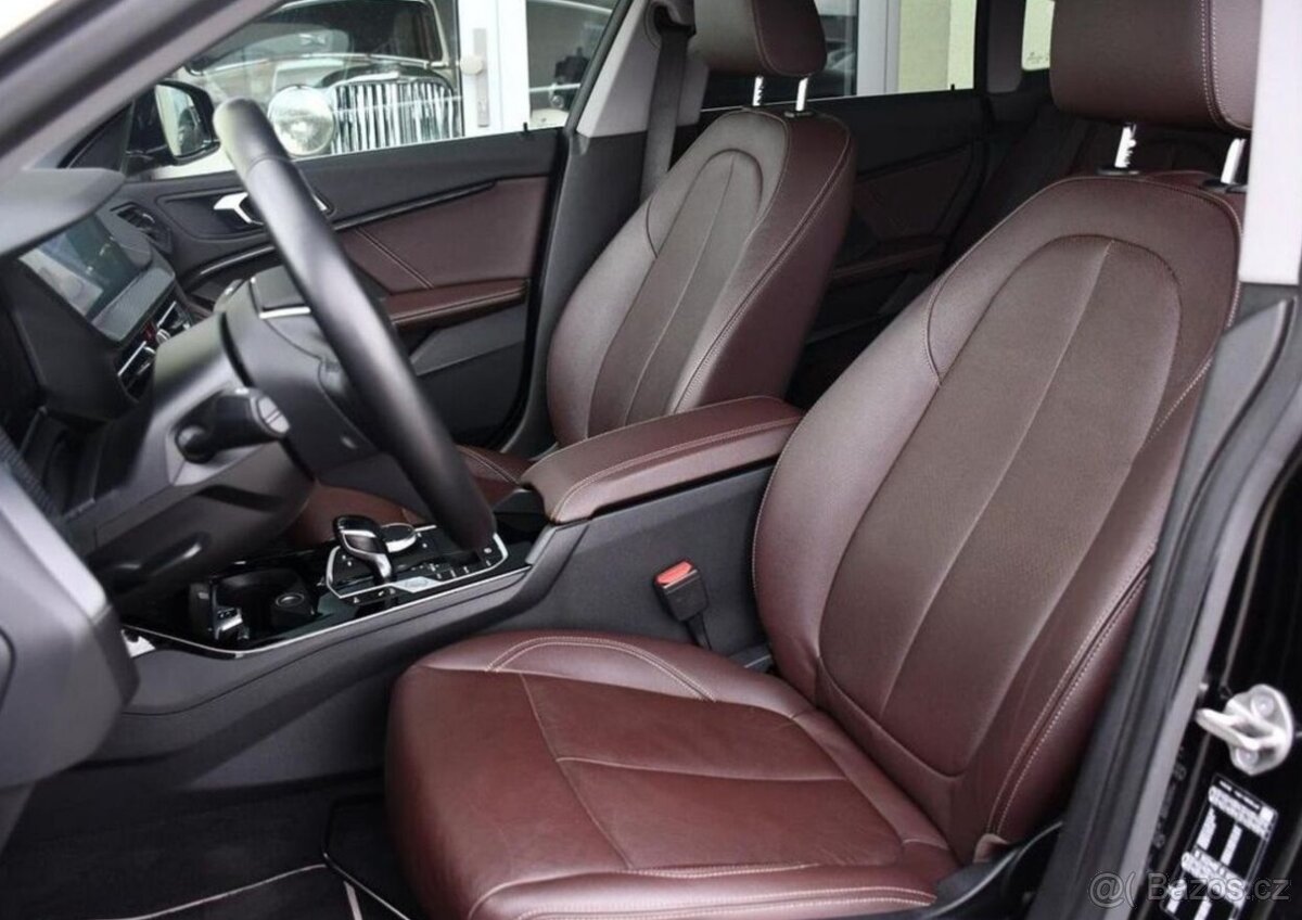 BMW Řada 2 218d NAVI LED 1M ČR - 13
