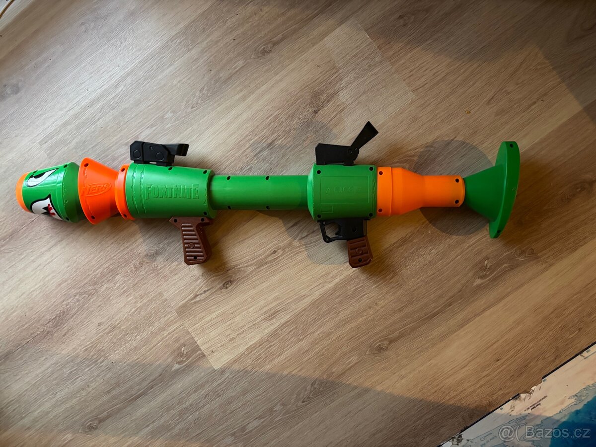 set nerf pystolí - 13