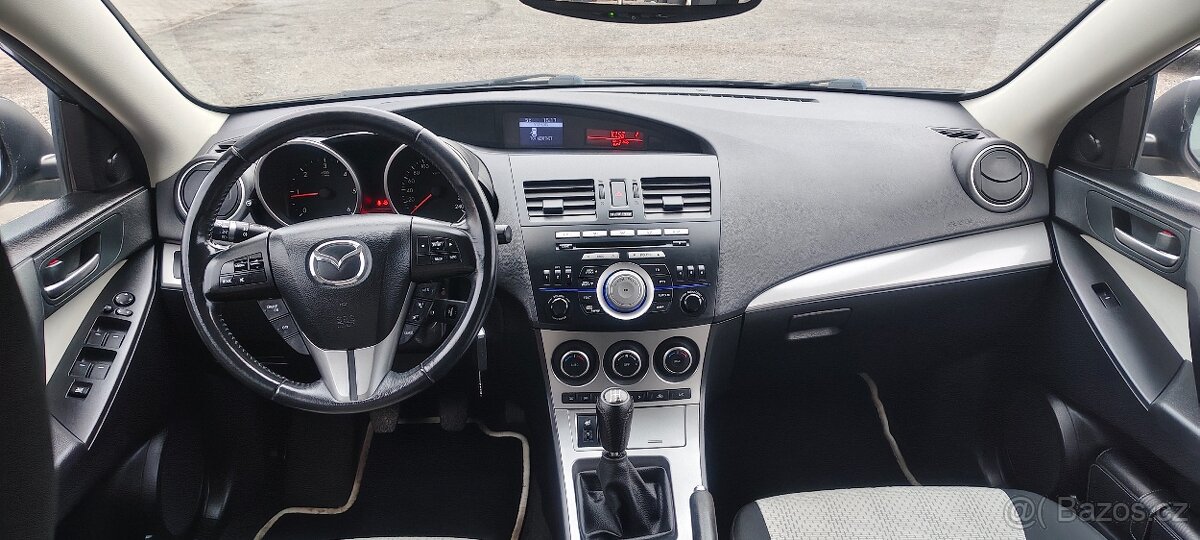 Mazda 3 diesel 1,6 Facelift - 13