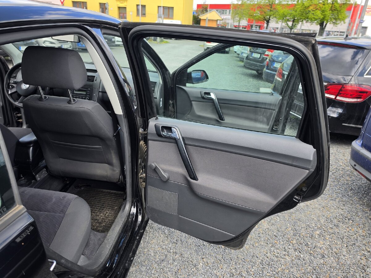 Volkswagen Polo
1.2 HTP - 13