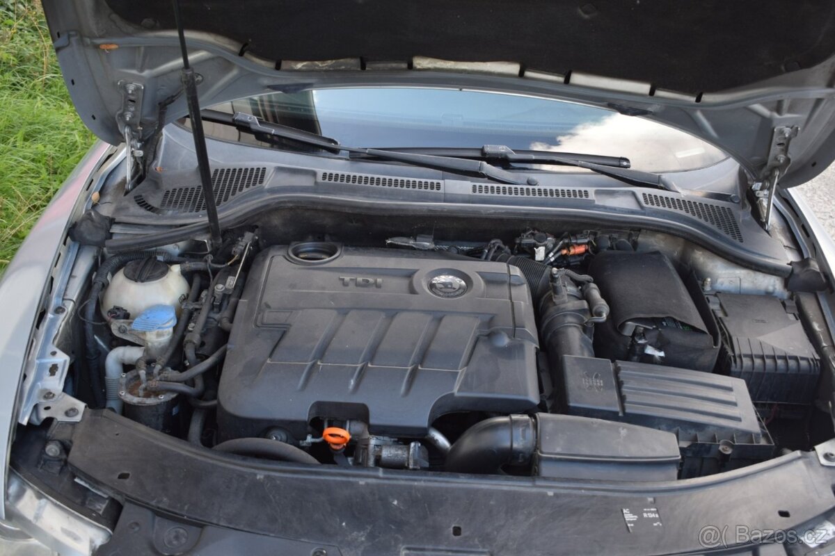 Škoda Superb 125kW, manuál, stav - 13